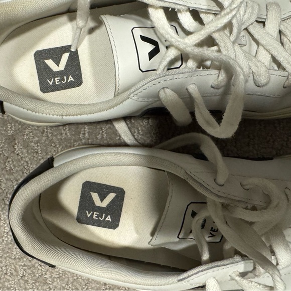 Veja Sneakers with Black Accent - Picture 3 of 7